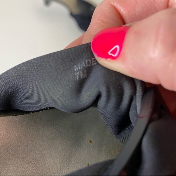 East 5th Black Heels Sz 7 - Picture 4 of 4